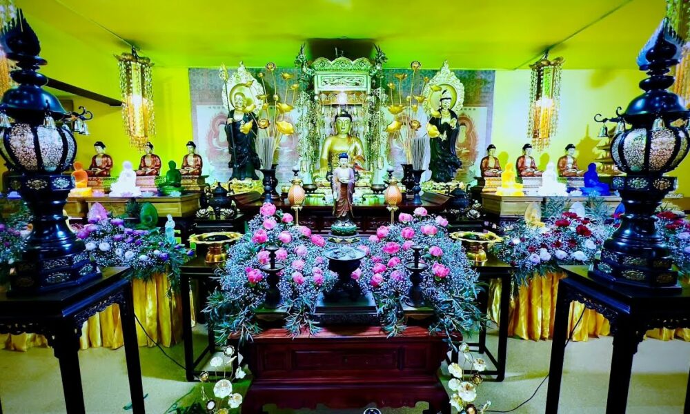 Munster 06.05.22: Trang Nghiêm Phật Điện Đại Lễ Phật Đản - Lễ Khai Quang Điểm Nhãn